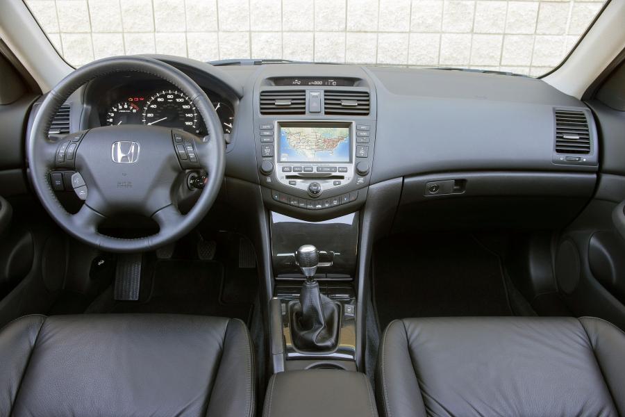  Honda Accord Sedan EX-L 2006 года  (фото 17 из 17)